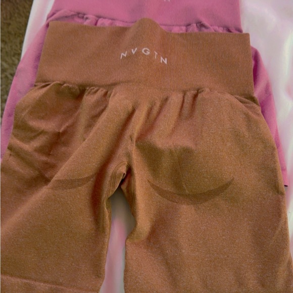 Gym clothes bundle - Picture 7 of 7